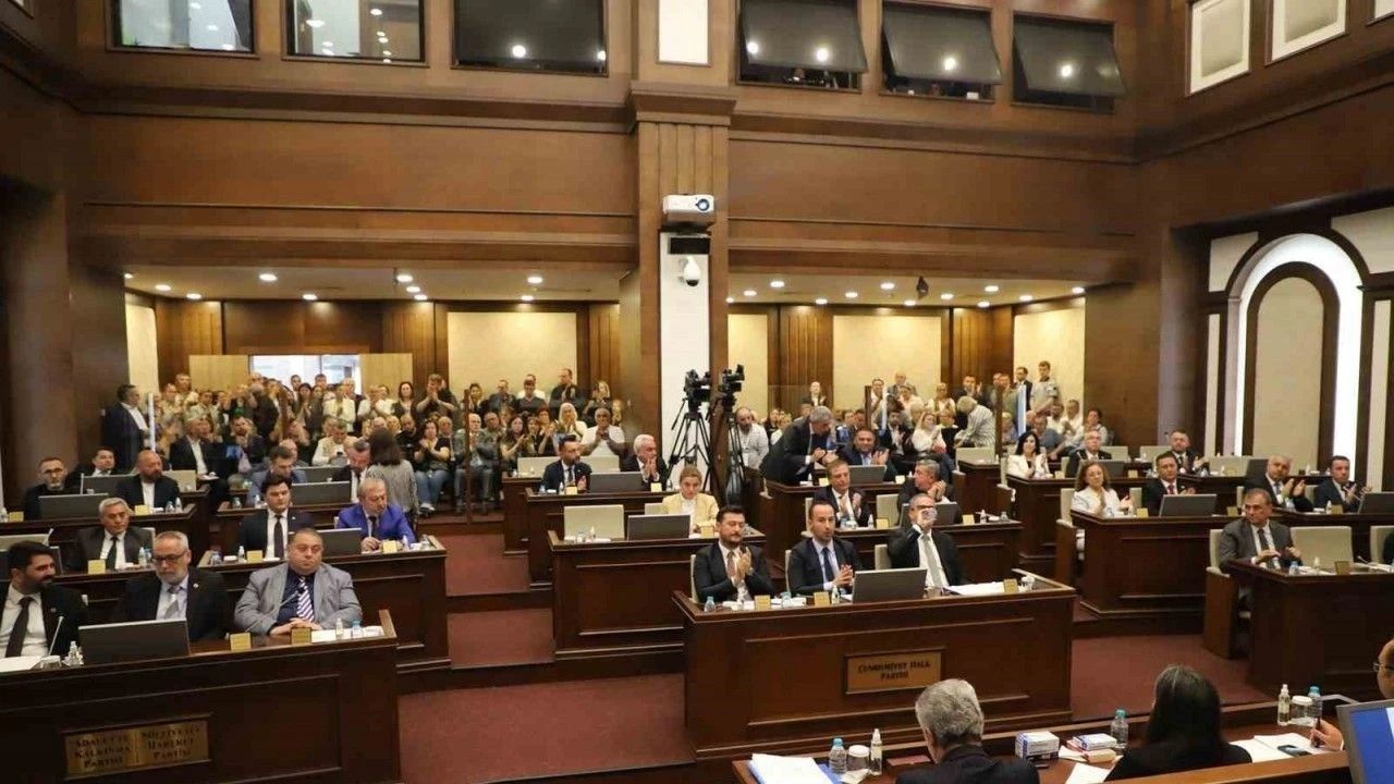 CHP’li üç belediyede başkan vekili seçildi: Gaziosmanpaşa AKP’ye geçti